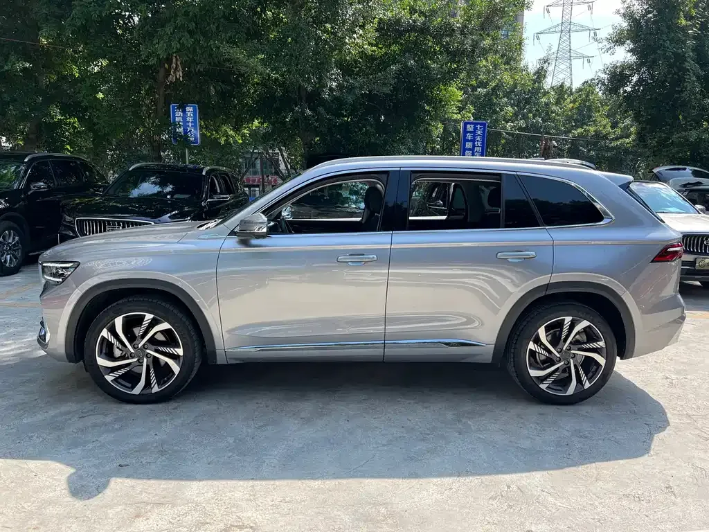 Geely Xingyue L — фото 9