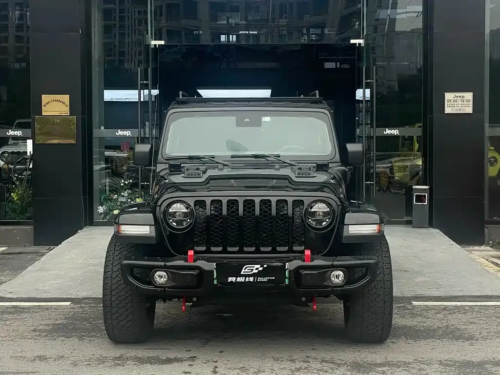 Jeep Wrangler PHEV — фото 7