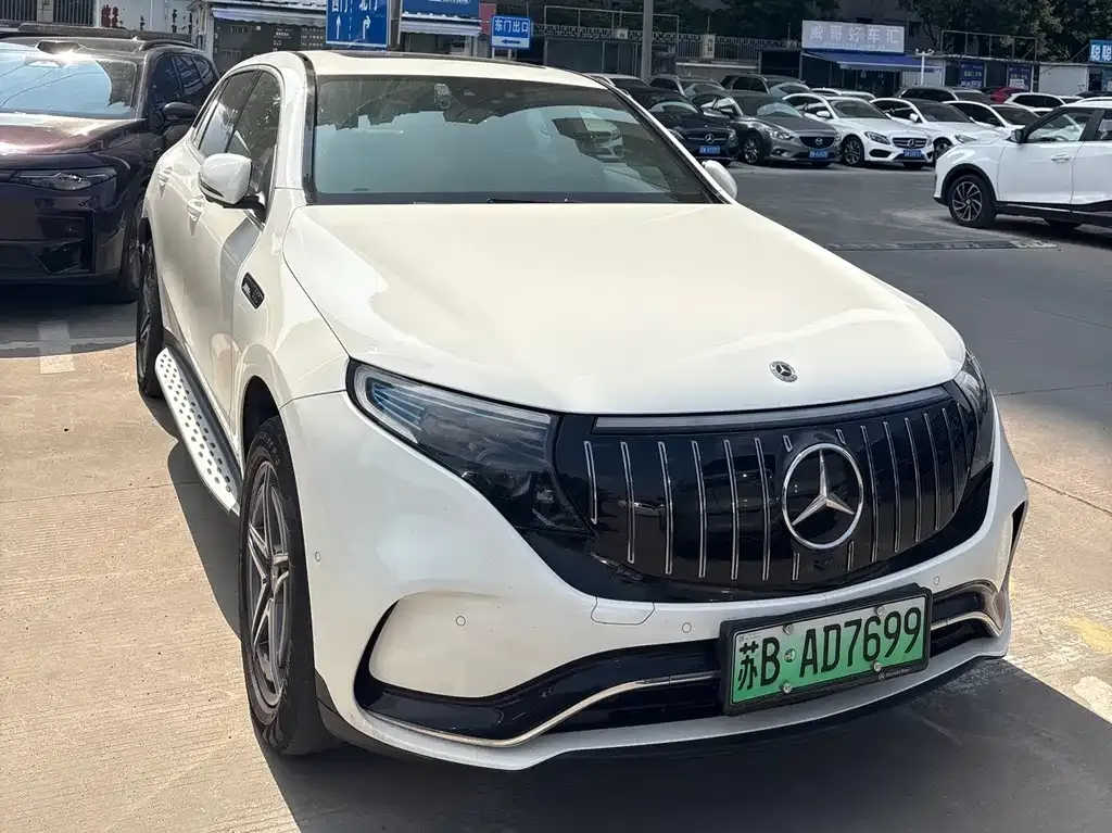 Mercedes-Benz EQC — фото 3