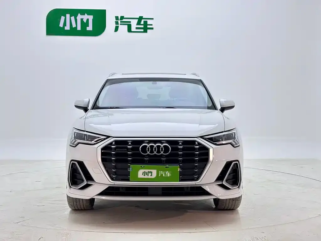 Audi Q3 — фото 10