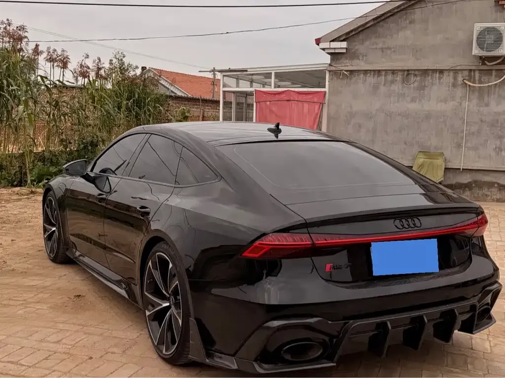 Audi RS 7 — фото 9