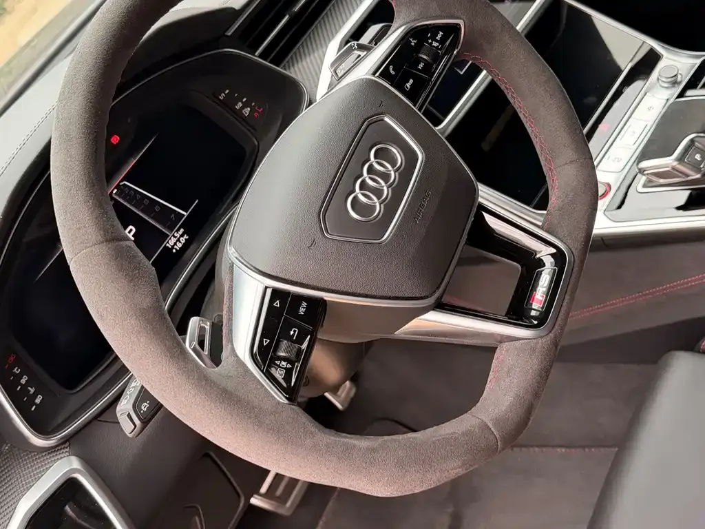 Audi RS 7 — фото 10