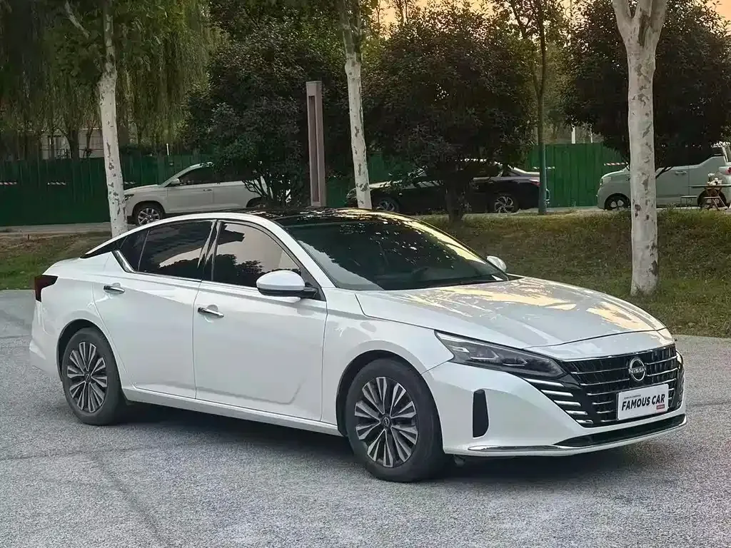 Nissan Teana — фото 3