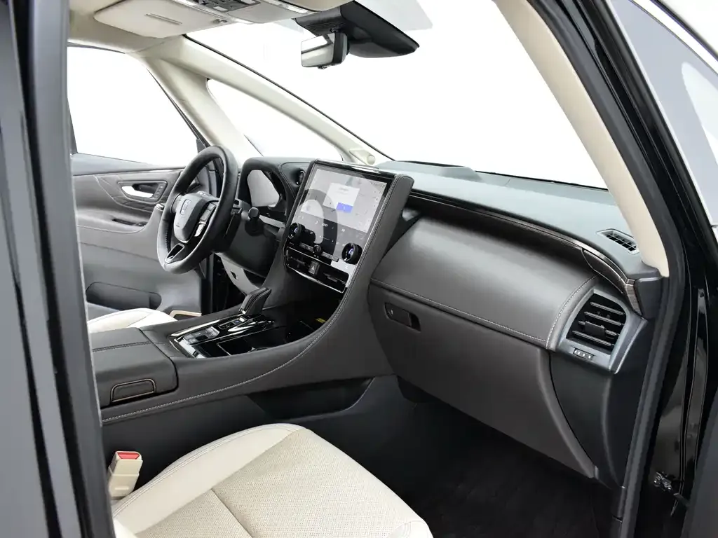 Toyota Vellfire — фото 9