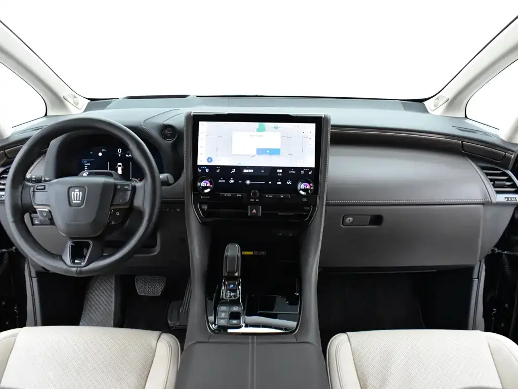 Toyota Vellfire — фото 4