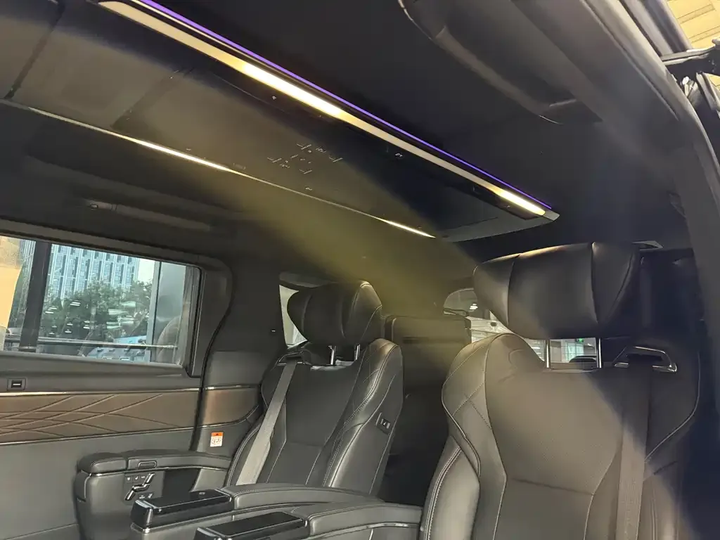 Toyota Vellfire — фото 6