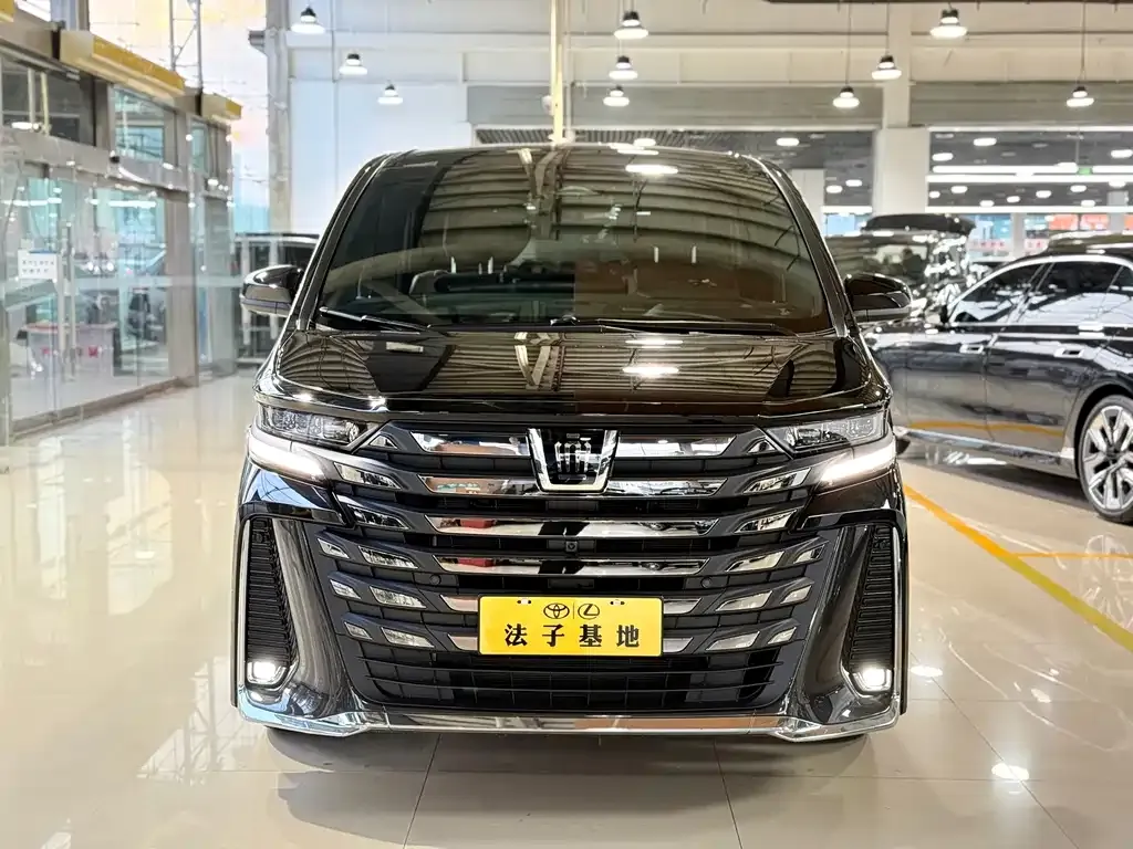 Toyota Vellfire — фото 9