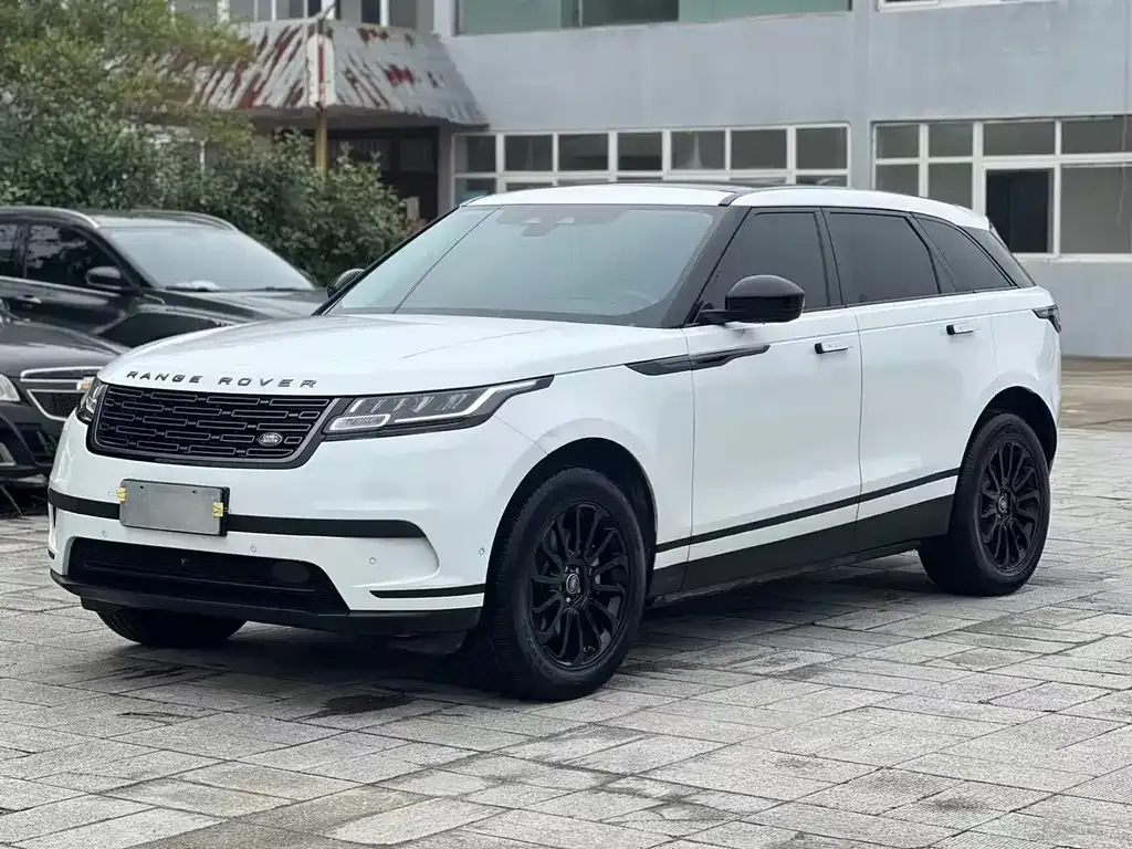 Land Rover Velar — фото 1