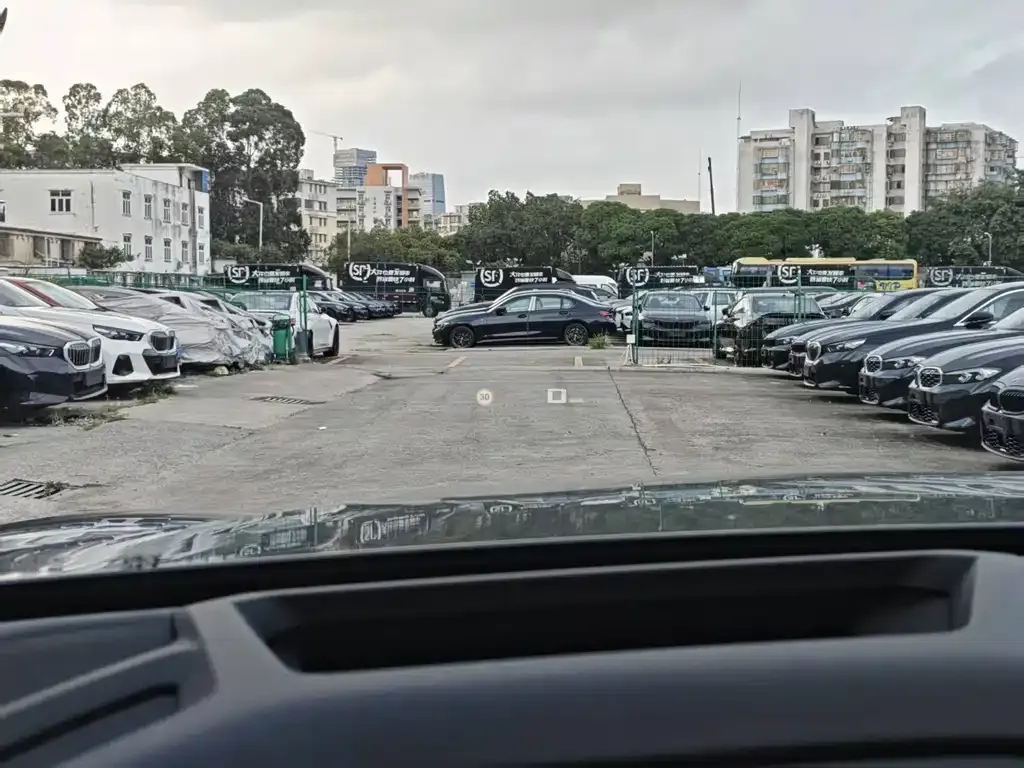 BMW XM — фото 5