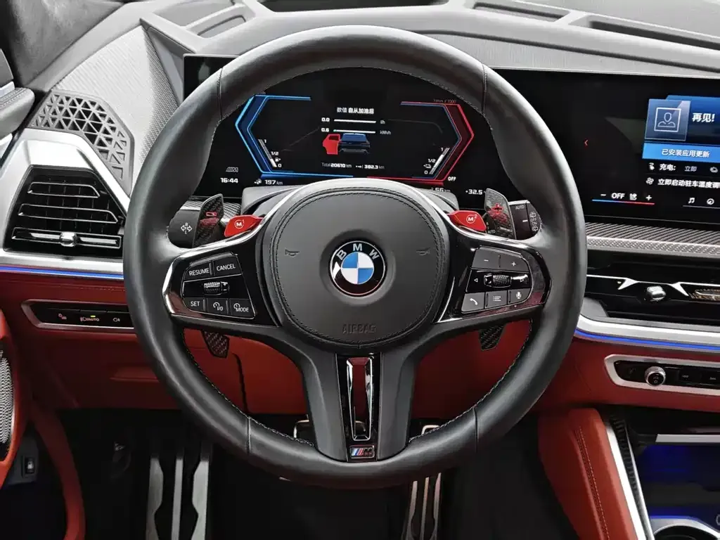 BMW XM — фото 3