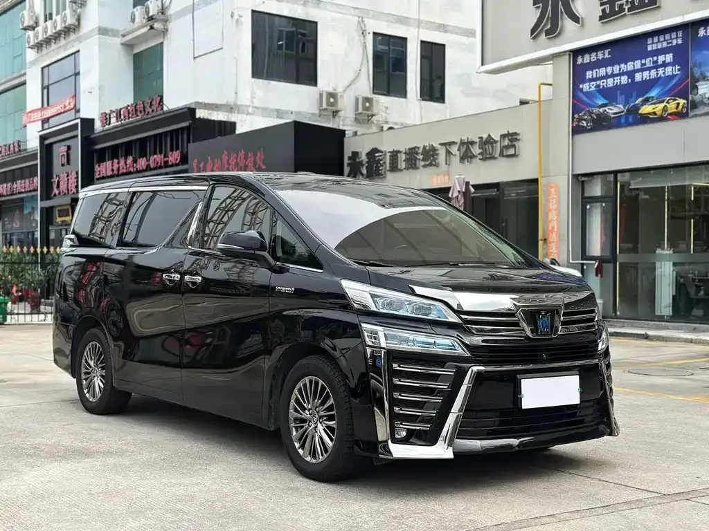 Toyota Vellfire — фото 9