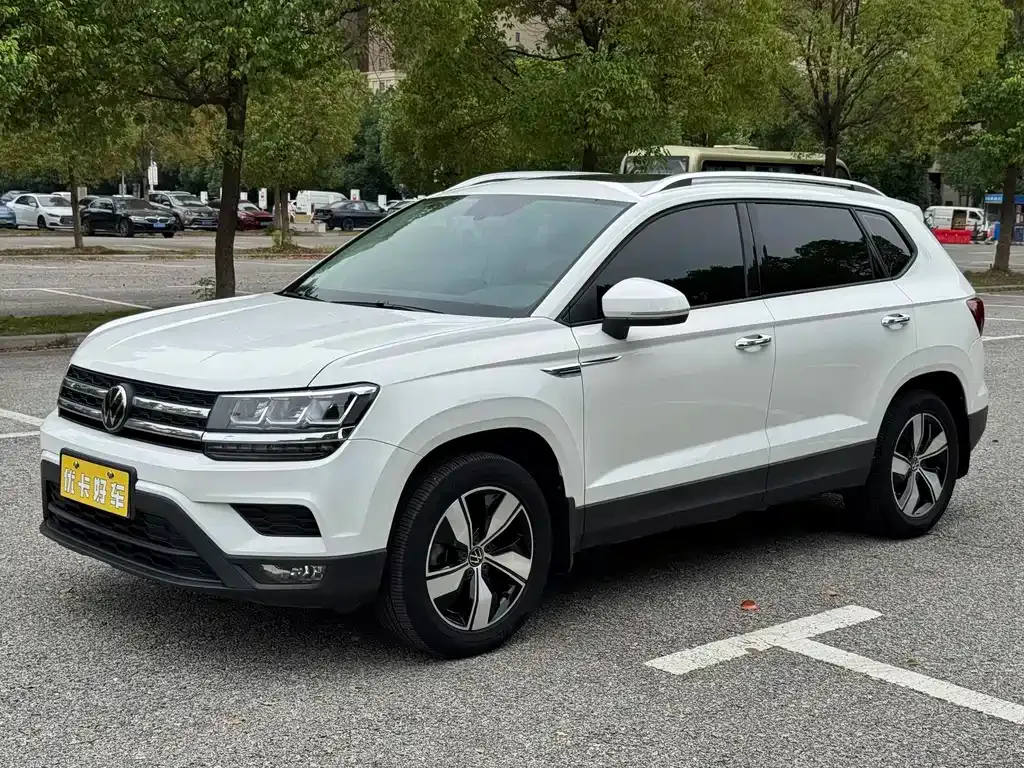 Volkswagen Tharu — фото 6