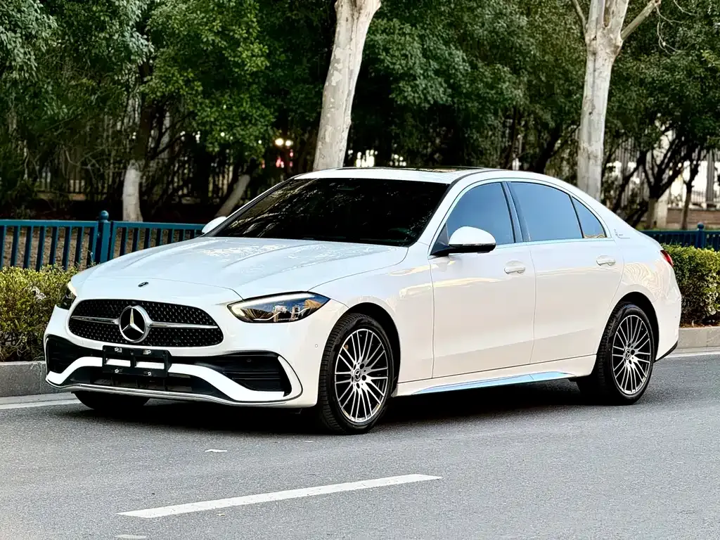 Mercedes-Benz C-Class — фото 10