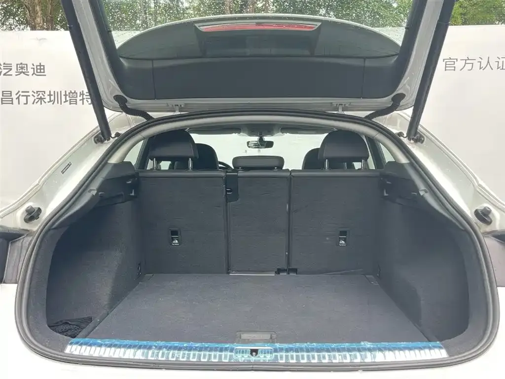 Audi Q3 Sportback — фото 3