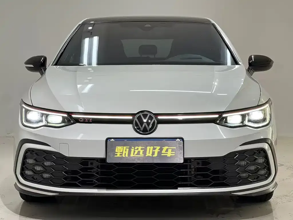 Volkswagen Golf GTI — фото 9