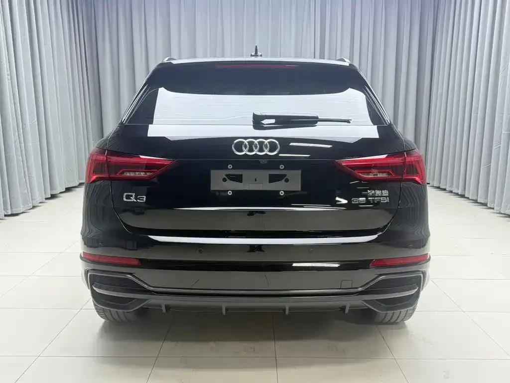 Audi Q3 — фото 5