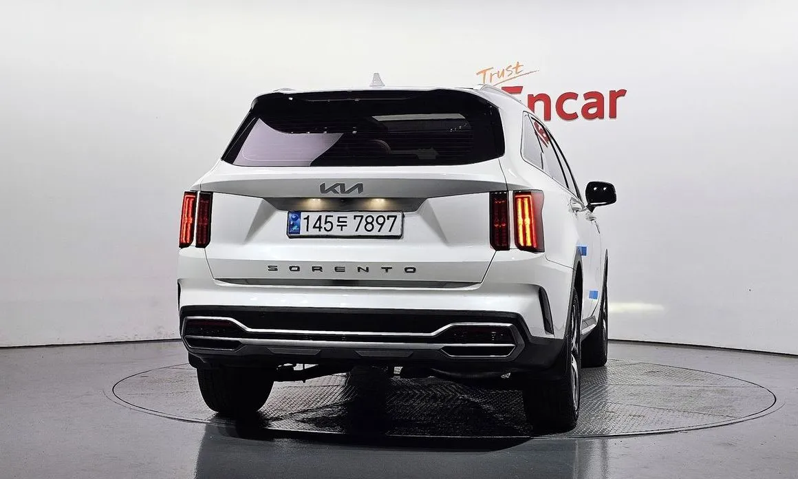 Kia Sorento — фото 4