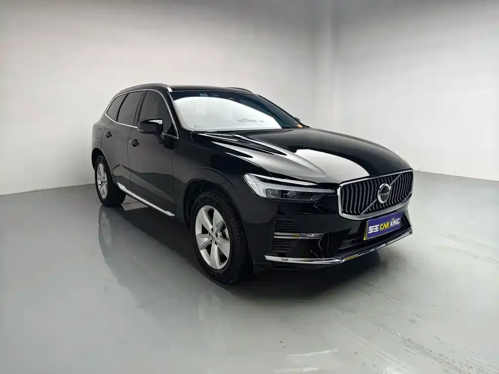 Volvo XC60 — фото 6