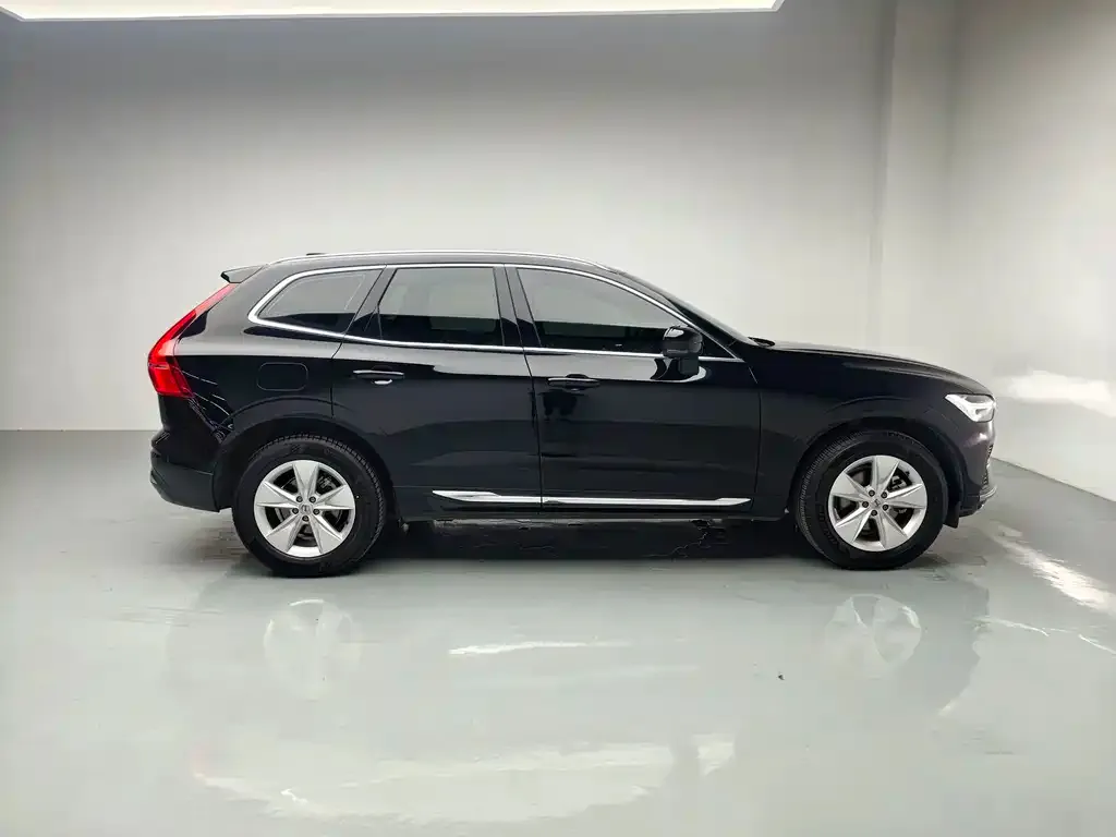 Volvo XC60 — фото 3