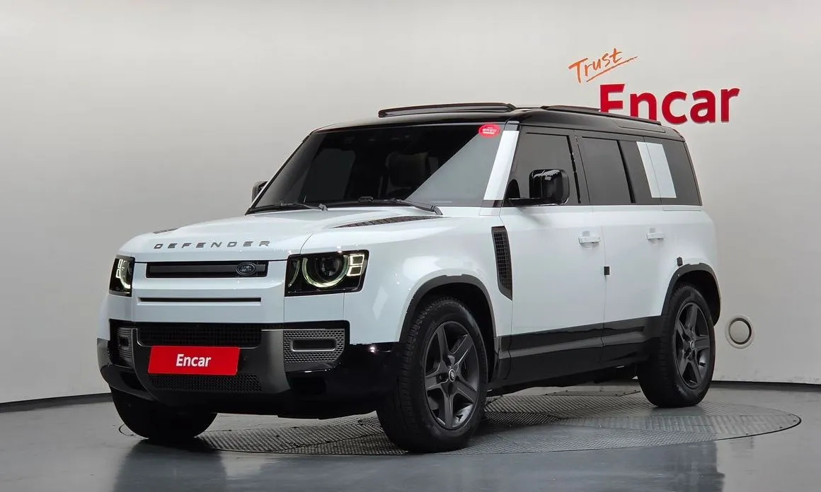 Land Rover Defender — фото 1