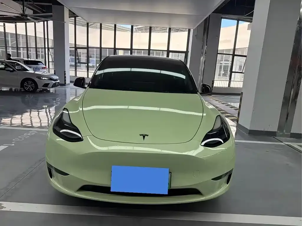 Tesla Model Y — фото 5