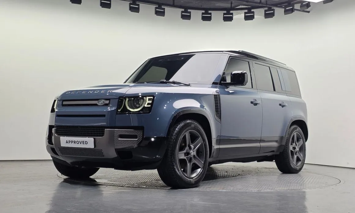 Land Rover Defender — фото 1