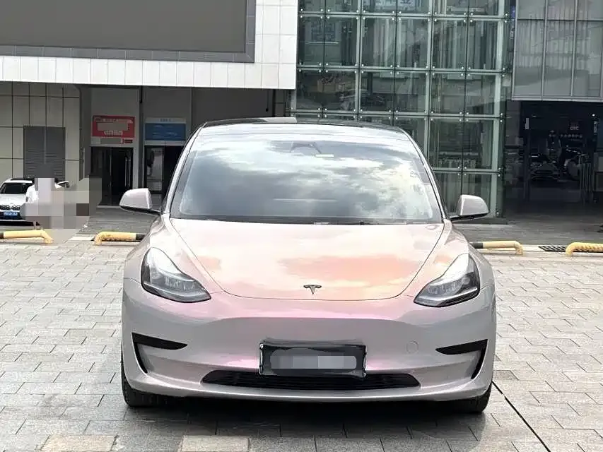 Tesla Model 3 — фото 7