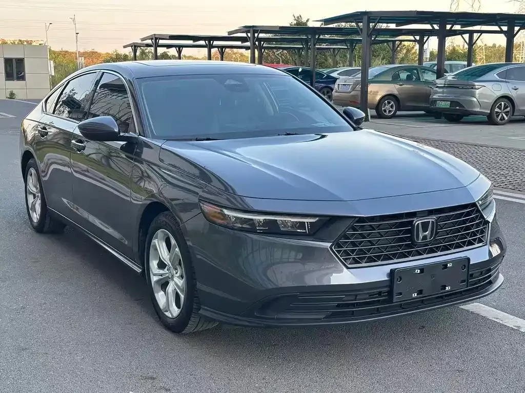 Honda Accord — фото 4