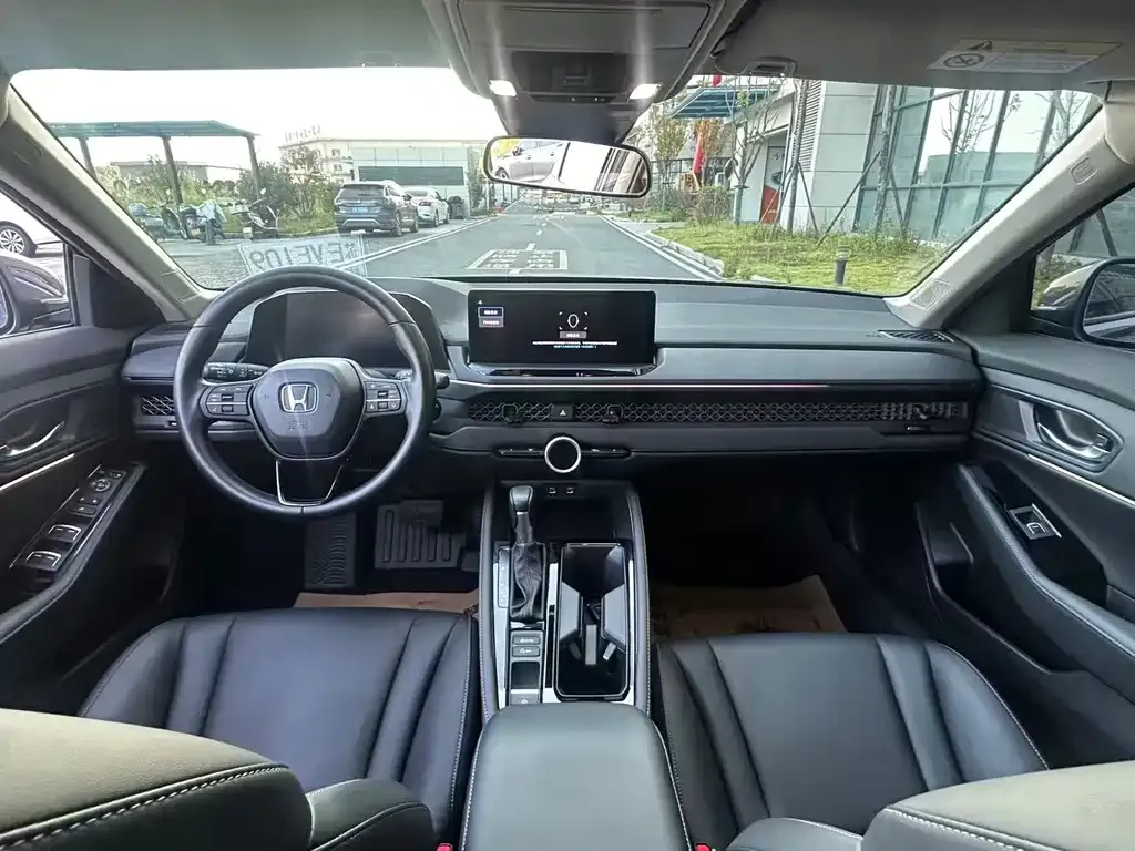 Honda Accord — фото 2