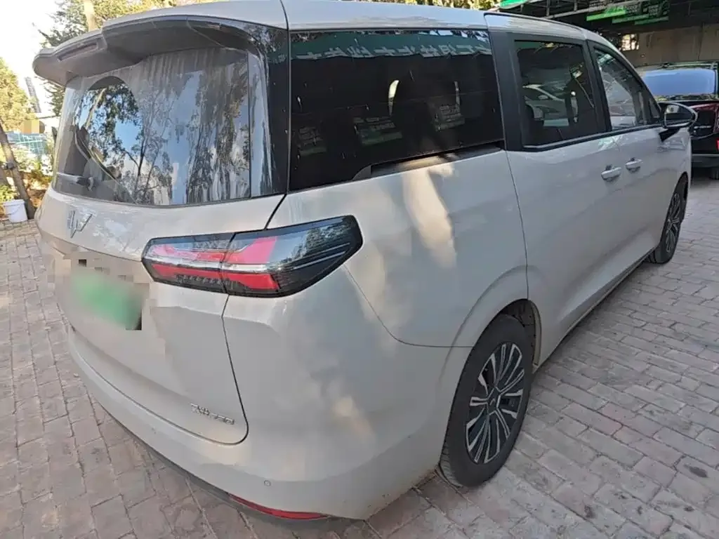 Wuling Xingguang 730 New Energy — фото 5