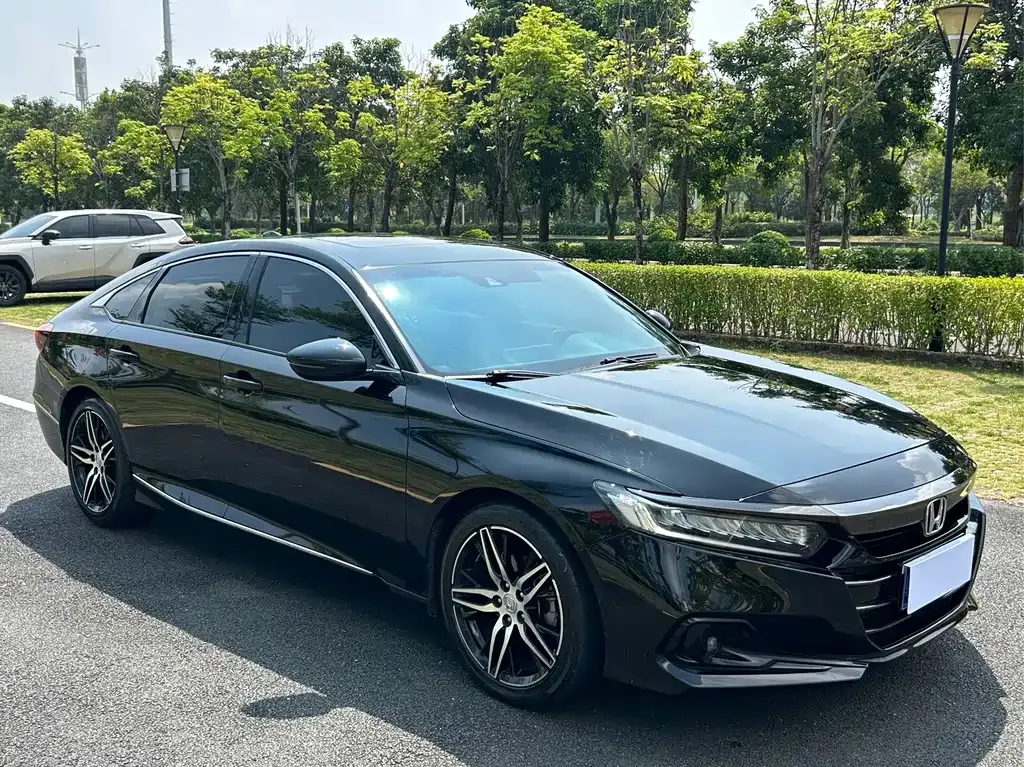 Honda Accord — фото 5