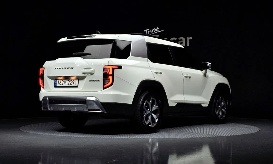KG Mobility (Ssangyong) Torres — фото 3