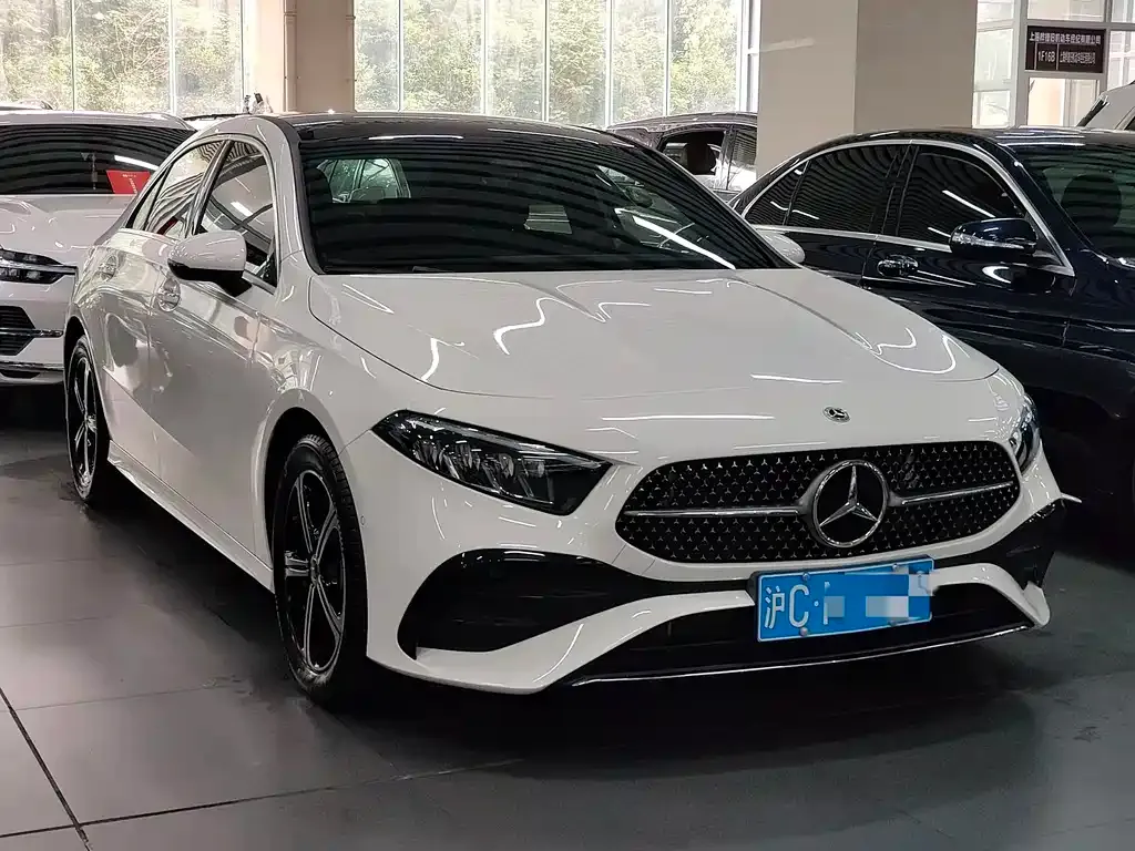 Mercedes-Benz A-Class — фото 6