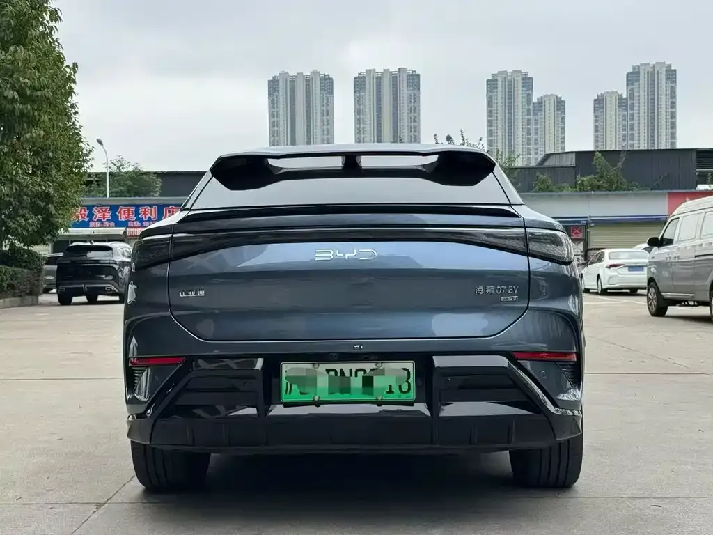 BYD Sealion 07 EV — фото 4