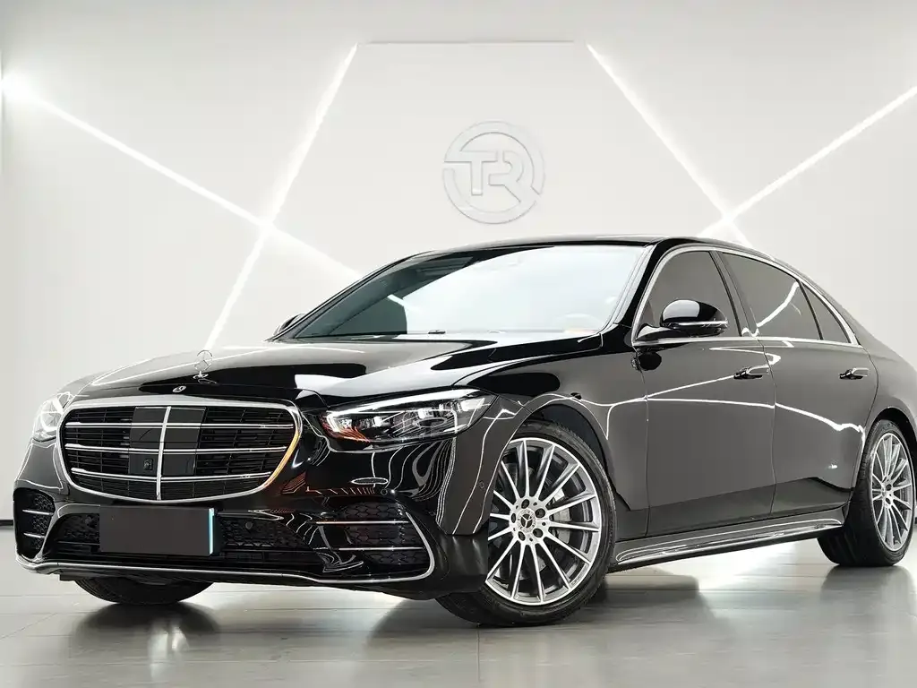 Mercedes-Benz S-Class — фото 1