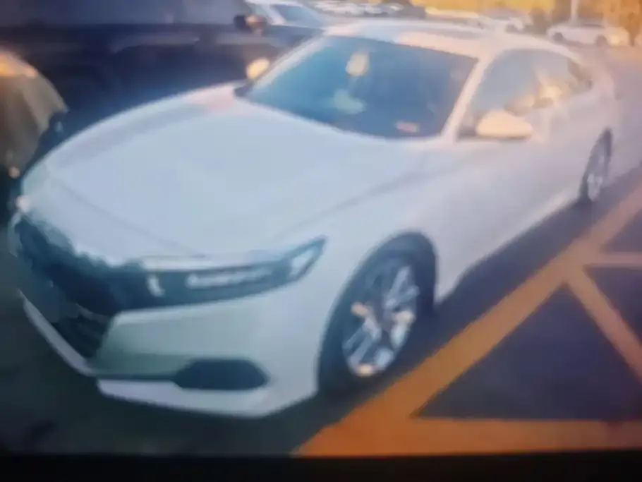 Honda Accord — фото 1