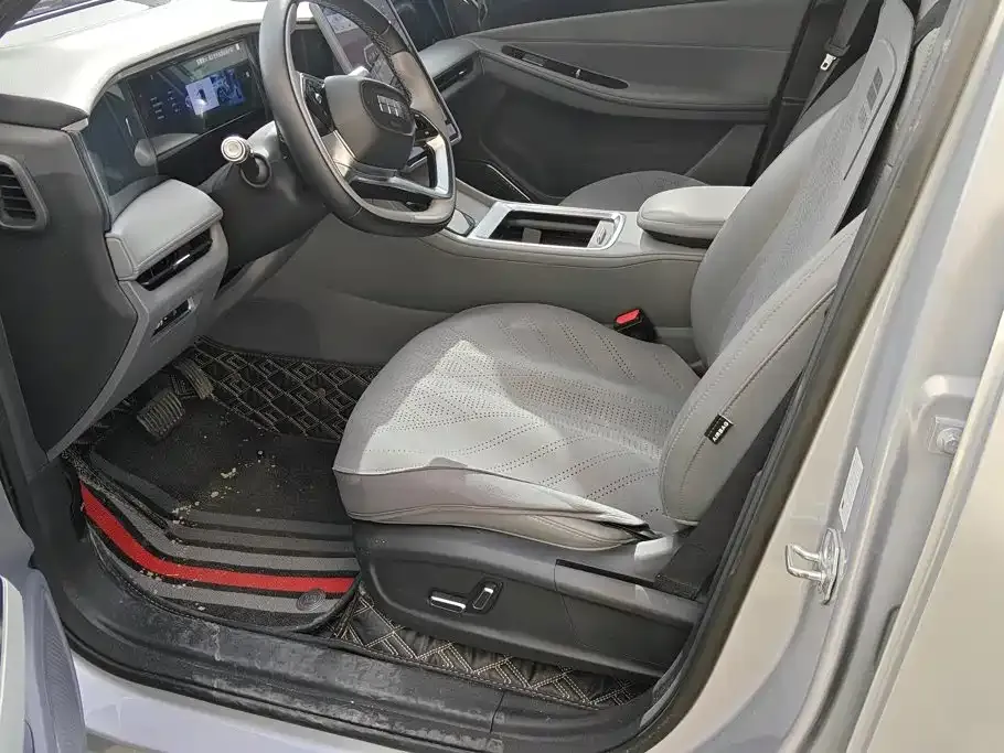 Geely Galaxy L7 — фото 10