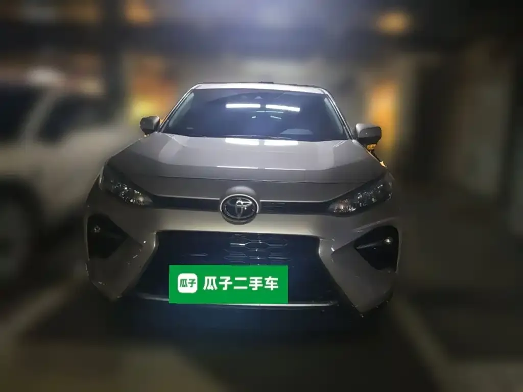 Toyota Wildlander — фото 9