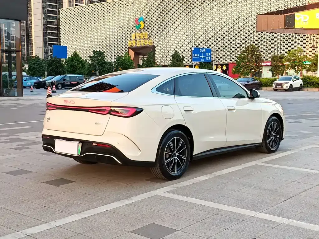 BYD Seal 06 — фото 9