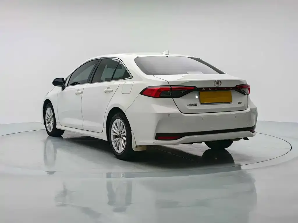 Toyota Allion — фото 10