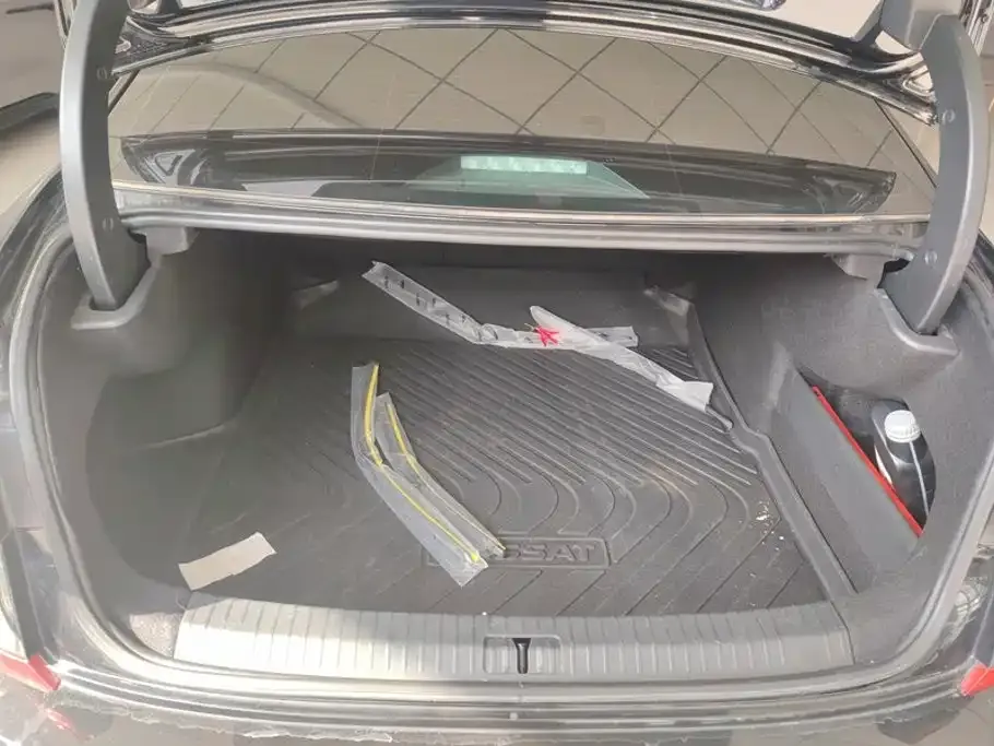 Volkswagen Passat — фото 10