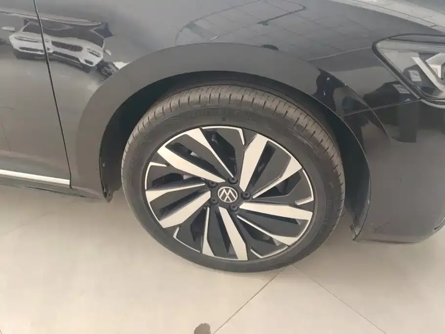 Volkswagen Passat — фото 3