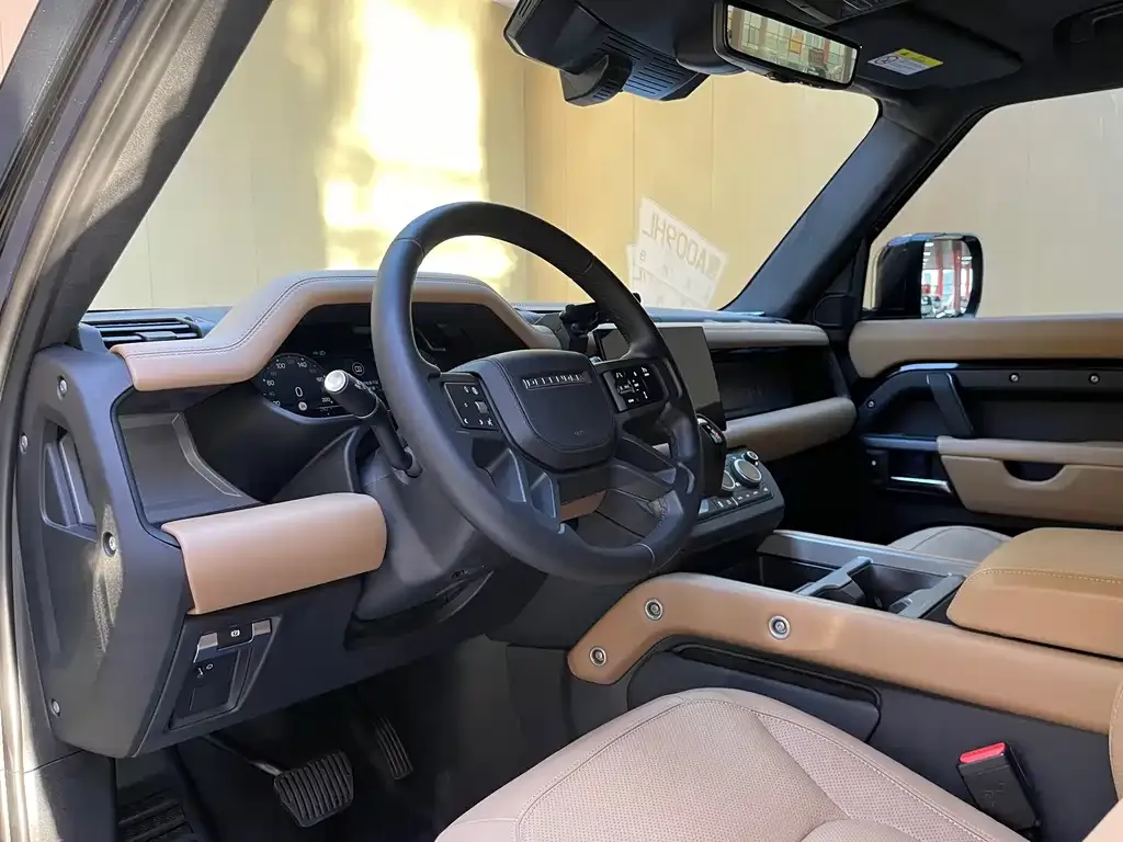 Land Rover Defender — фото 7