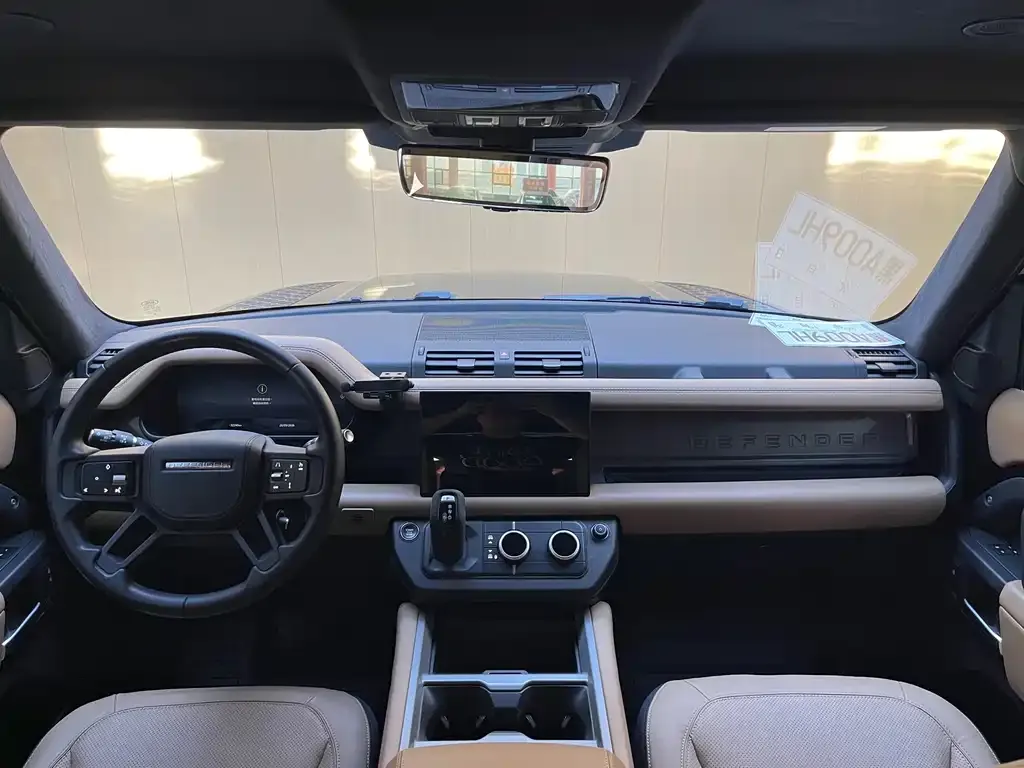 Land Rover Defender — фото 6