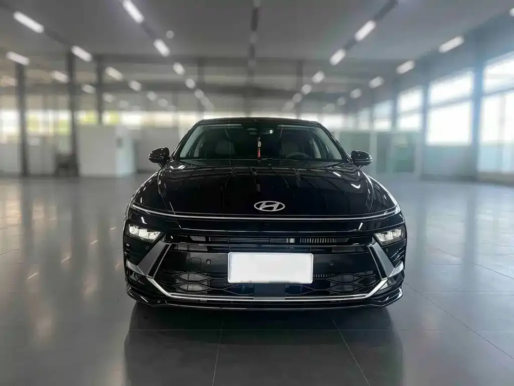 Hyundai Sonata — фото 2