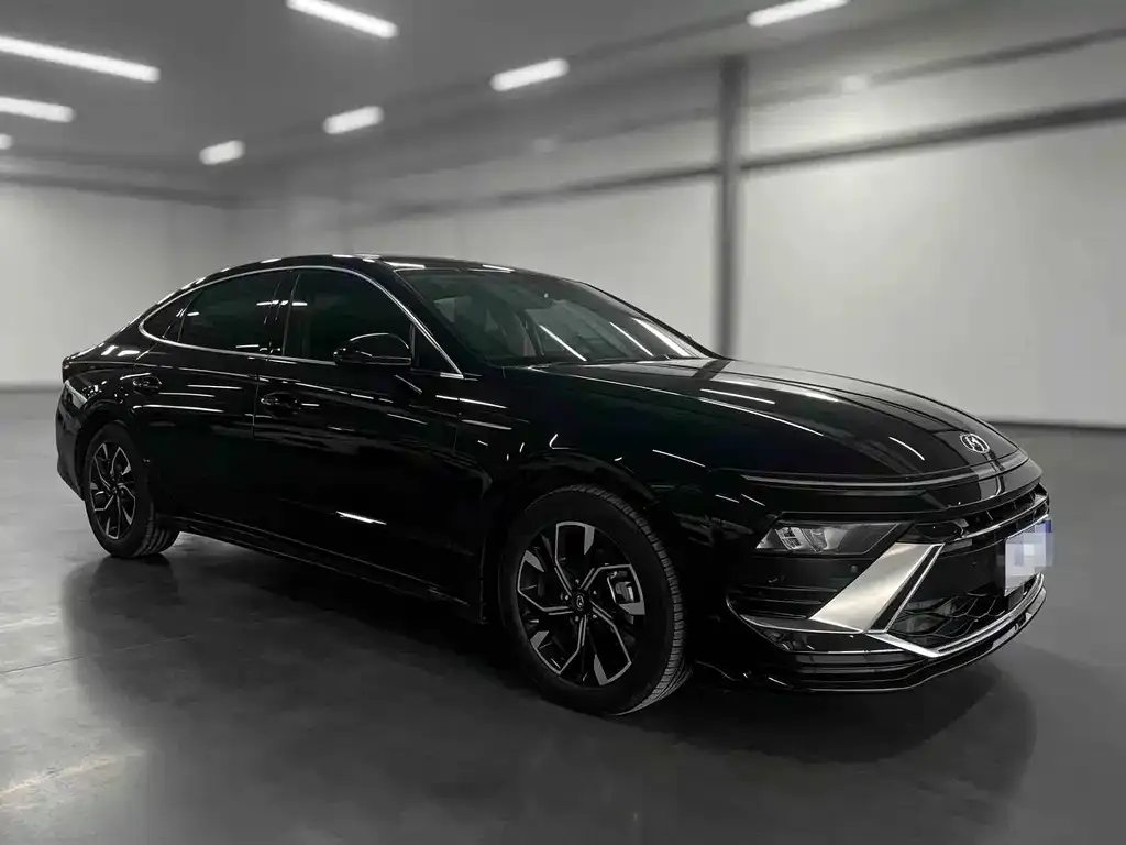Hyundai Sonata — фото 4
