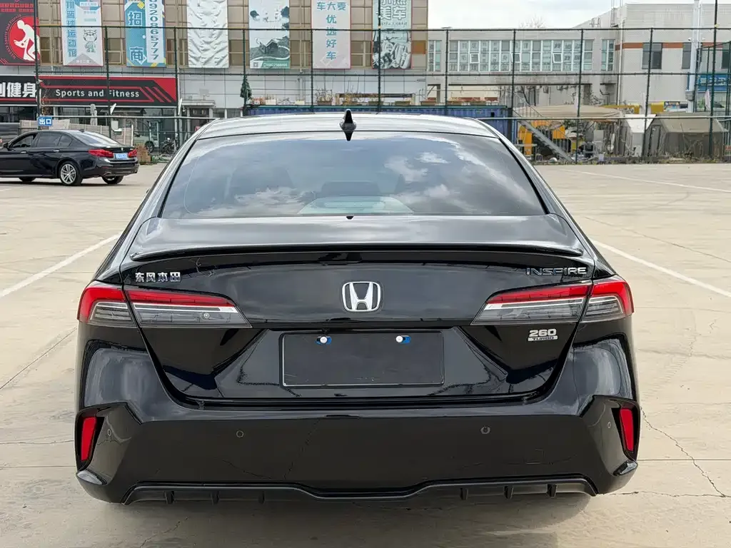 Honda Inspire — фото 6