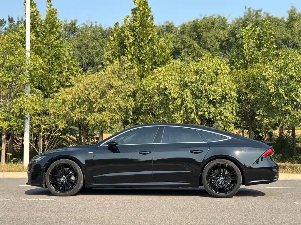 Audi A7 — фото 5