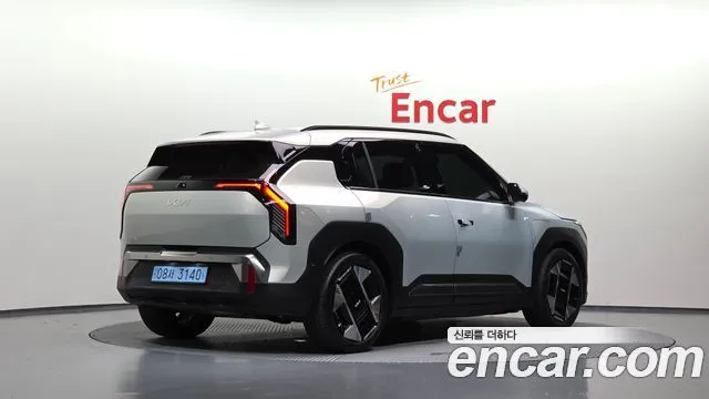 Kia EV3 — фото 3