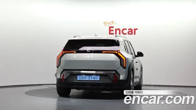 Kia EV3 — фото 4